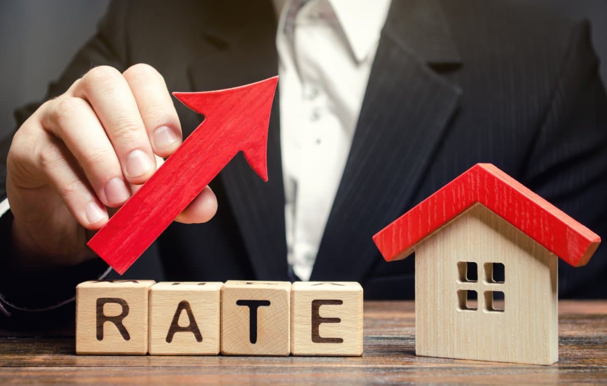 Chart showing rising interest rates