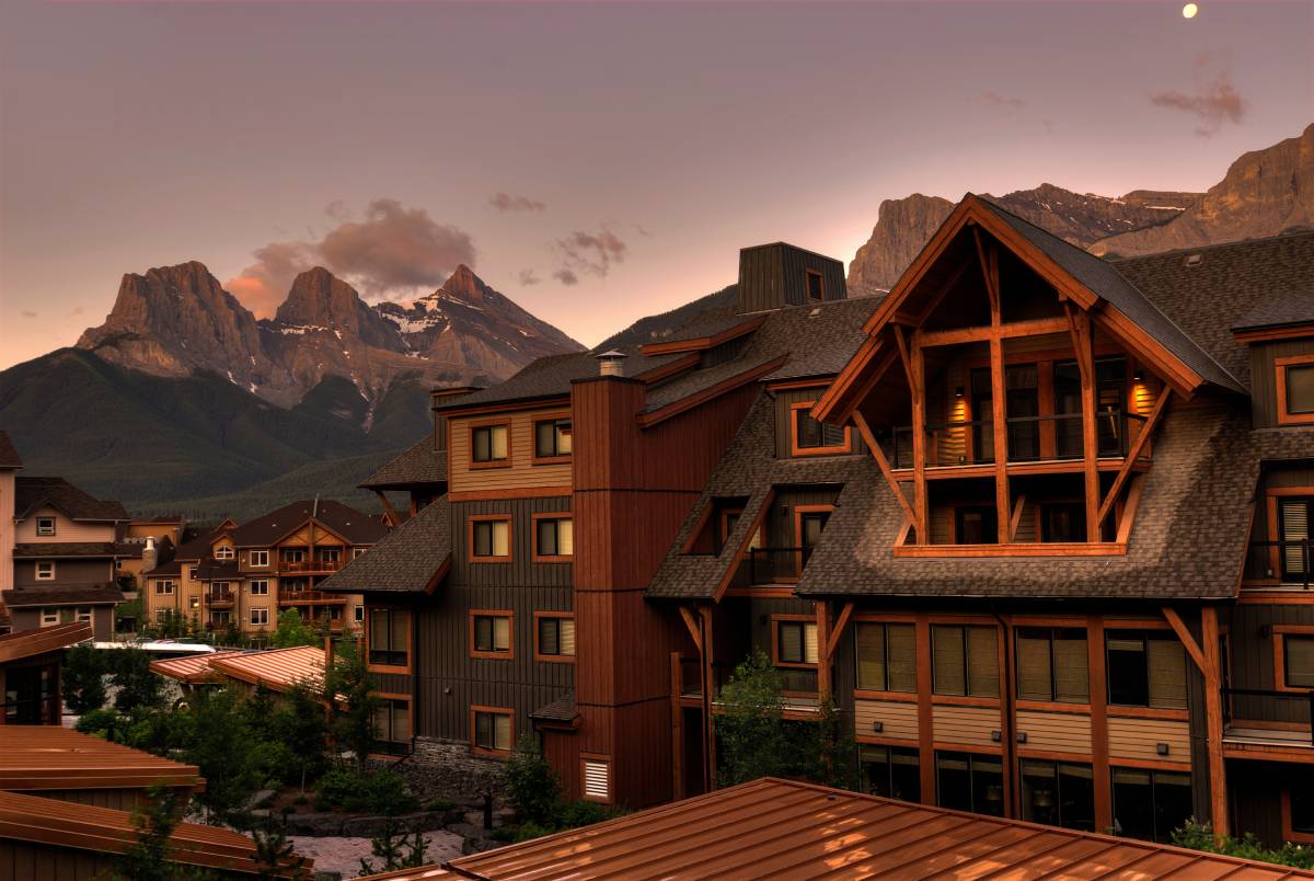 Canmore, Alberta mountain townsite
